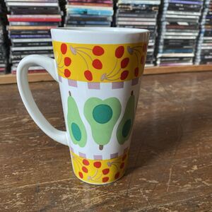 Alco Industries 14oz Tall Coffee Mug Avocado Fruit Design 90s EUC